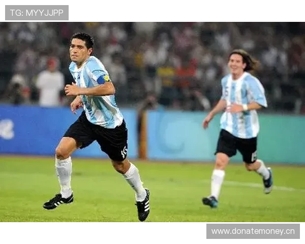 里克尔梅与哈维：组织核心的球权集中度分化