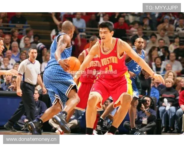 弗朗西斯突破效率提升显著，拉开对比核心控卫差距